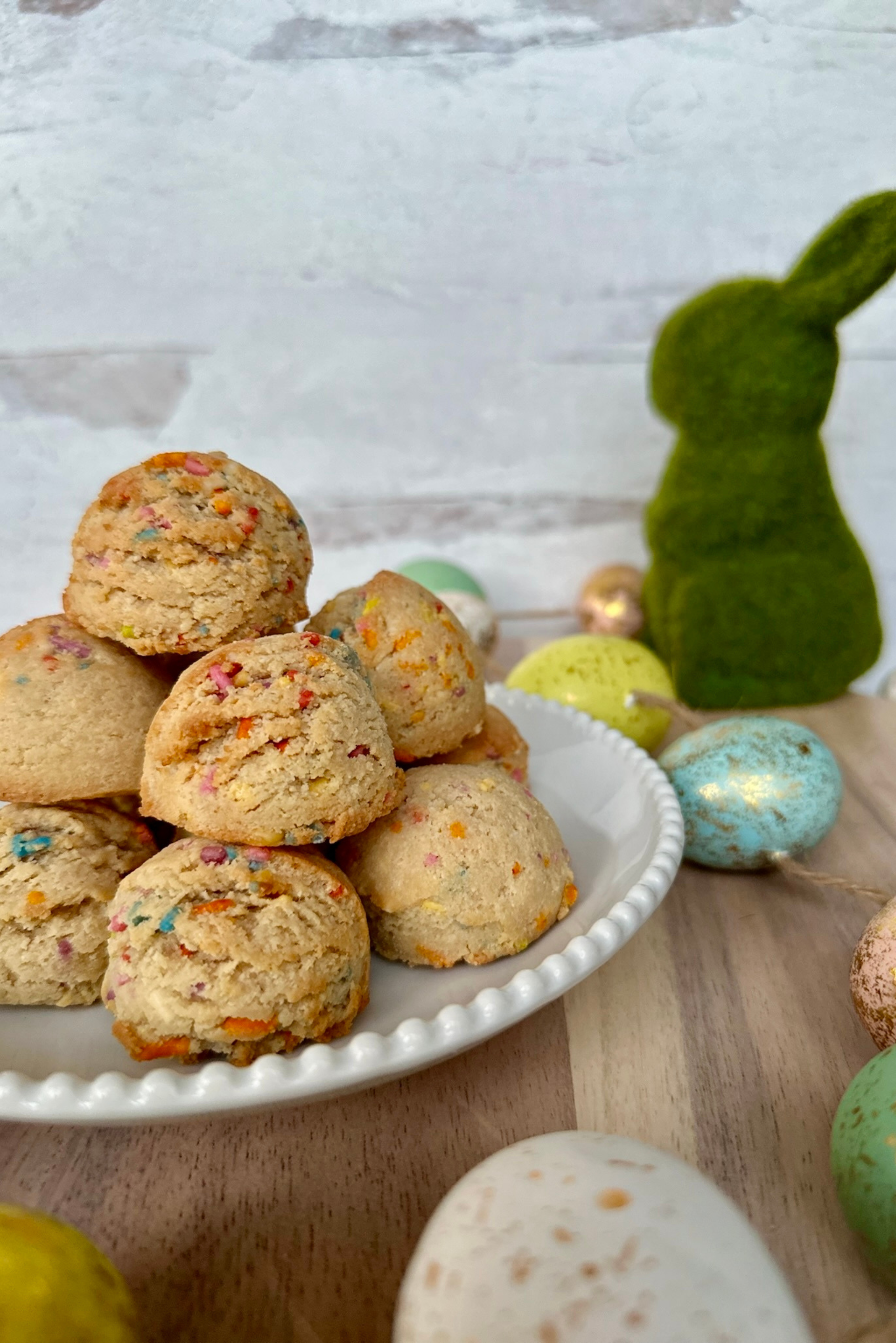 Easter Cookie Gift Tin